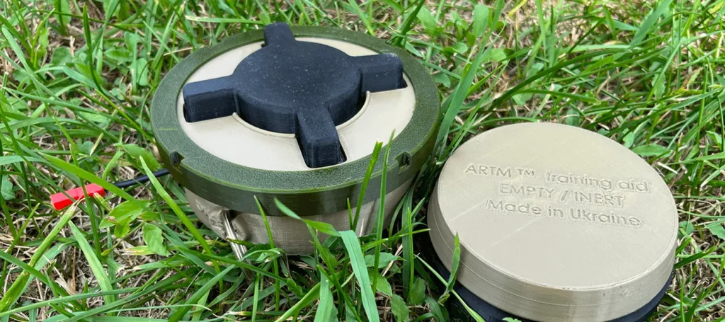 Виготовляємо обладнання для проведення навчань з військової тактичної підготовки